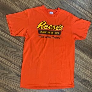 Vintage, original publicity t-shirt ,Reese's, peanut butter cups, orange, size L